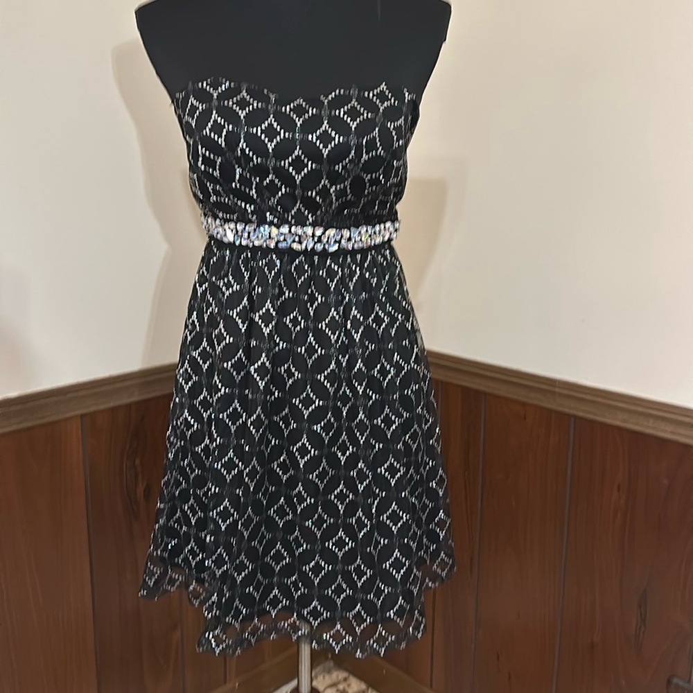 Kimcine strapless dress